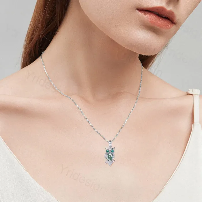Necklaces PENFINE Unique Owl Moss Agate Necklace Personalized Pendant Necklace Silver 18k White Gold Emerald Pendant Night Owl Animal Inspired Promise Gift